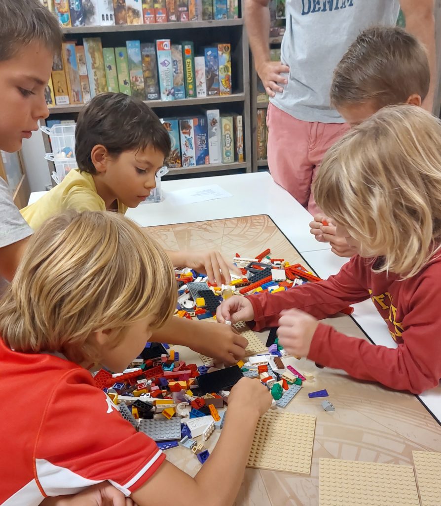 Activité Lego immersion en anglais - Ludi Briques