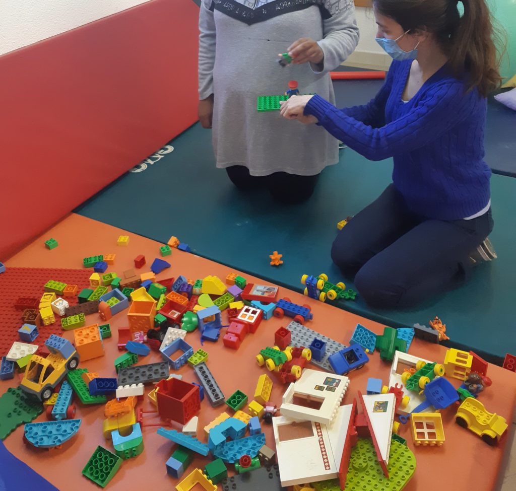 Atelier thérapeutique pour enfant en diffucilté - Ludi Briques