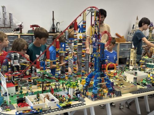 Espace de jeu éducatif à l'intérieur de notre boutique LEGO proche d'Aix-en-Provence et Salon-de-Provence.